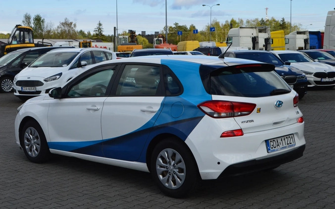 Hyundai I30 cena 29889 przebieg: 362101, rok produkcji 2017 z Sławno małe 154